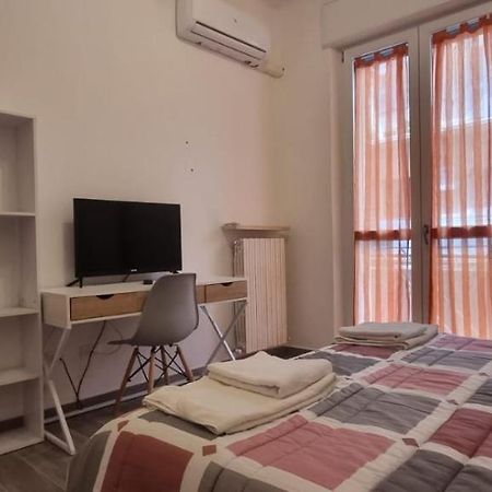 Casa Roma Apartment เปียเชนซา ภายนอก รูปภาพ
